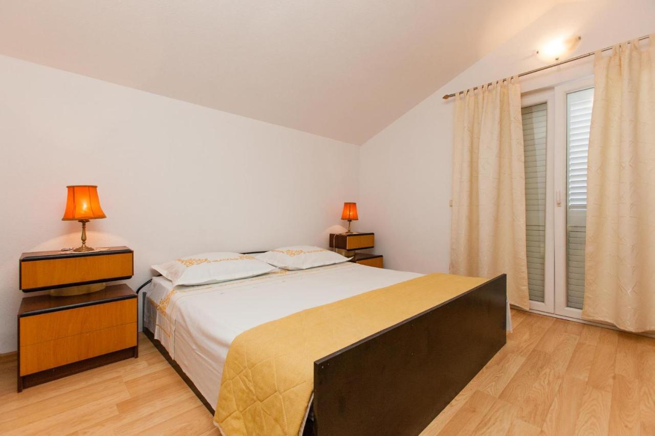 Holiday Home Beata Trogir Exterior foto