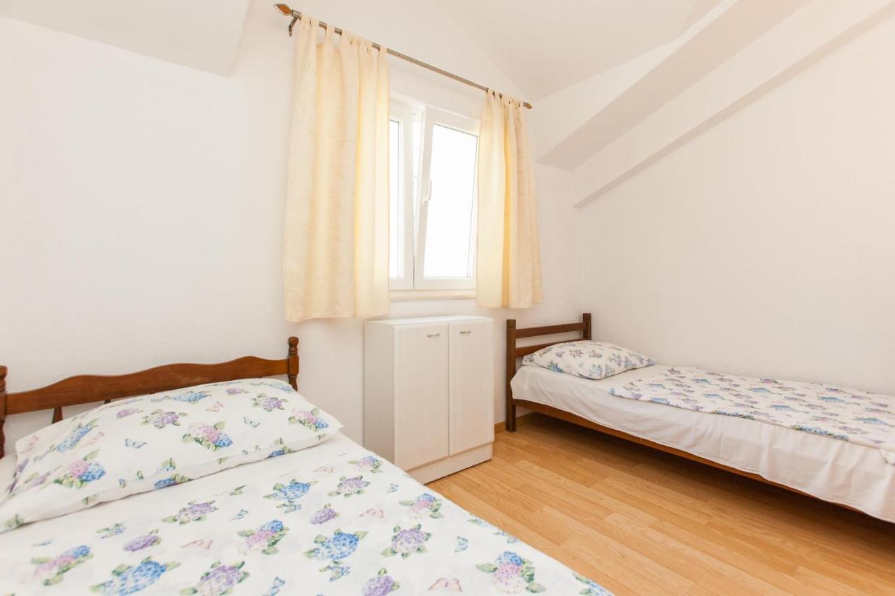 Holiday Home Beata Trogir Exterior foto